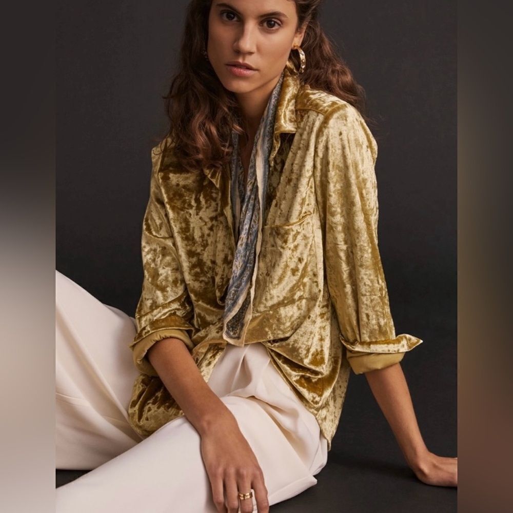 AMADI X Anthro XS Gold Crushed Velvet Long Sleeve Relaxed Fit Top - Picture 1 of 15